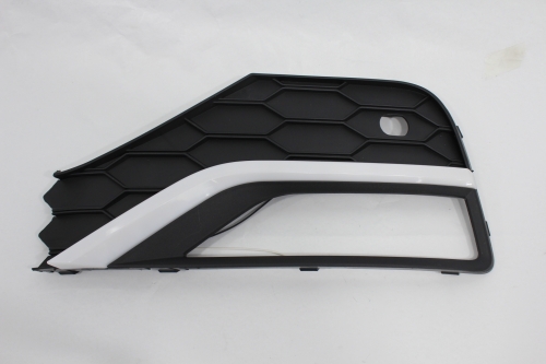 moldura farol auxiliar amarok 17/...