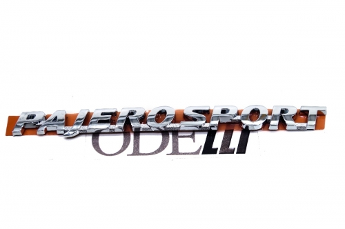 Emblema 'Pajero Sport'