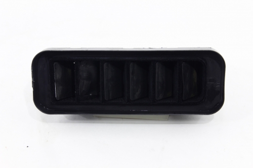 Grade Difusor Saída Ar Tras Cabine Triton Hpe 08/15 Usado (597)